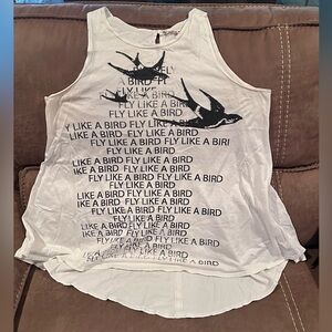 Chelsea & Violet Fly Like a Bird Tank Top M